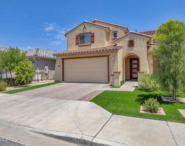 5819 N 88th Lane - Photo Thumbnail 2