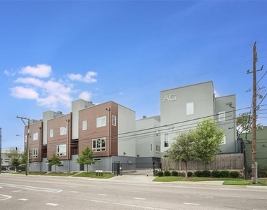 1515 S Akard Street - Photo Thumbnail 1