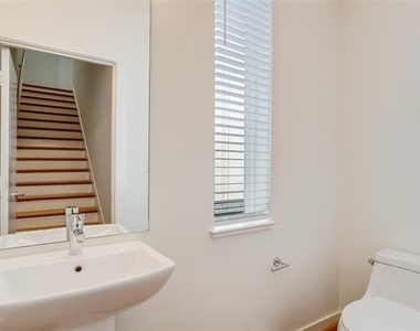 1515 S Akard Street - Photo Thumbnail 11