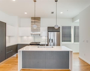 1515 S Akard Street - Photo Thumbnail 7