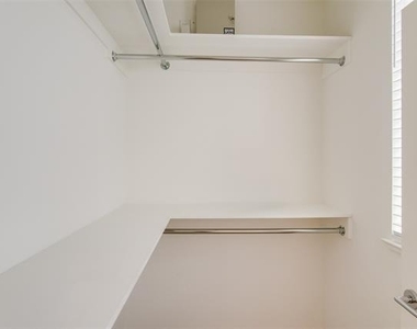 1515 S Akard Street - Photo Thumbnail 19