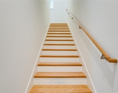 1515 S Akard Street - Photo Thumbnail 12