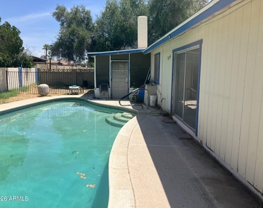 6420 W College Drive - Photo Thumbnail 26