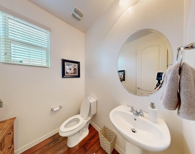 14426 W Coronado Road - Photo Thumbnail 17