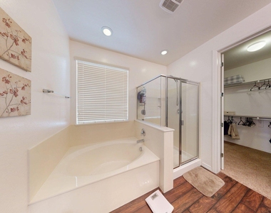 14426 W Coronado Road - Photo Thumbnail 20