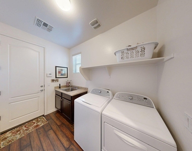 14426 W Coronado Road - Photo Thumbnail 28
