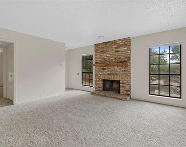 15221 Berry Trail - Photo Thumbnail 2