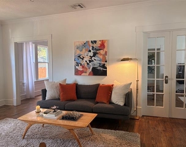 2626 Morrow Avenue - Photo Thumbnail 3