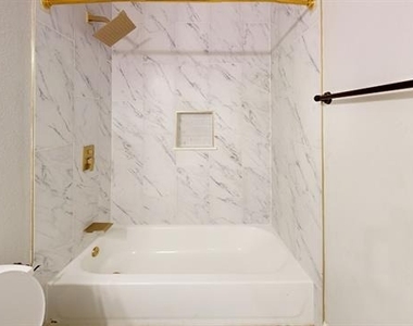3312 Woodberry Lane - Photo Thumbnail 14