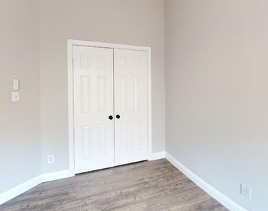 3312 Woodberry Lane - Photo Thumbnail 11