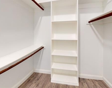 3312 Woodberry Lane - Photo Thumbnail 18