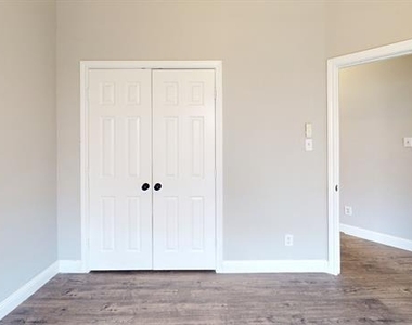 3312 Woodberry Lane - Photo Thumbnail 8