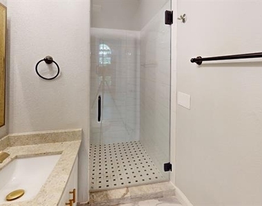 3312 Woodberry Lane - Photo Thumbnail 15
