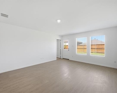 1625 Elliott Road - Photo Thumbnail 7