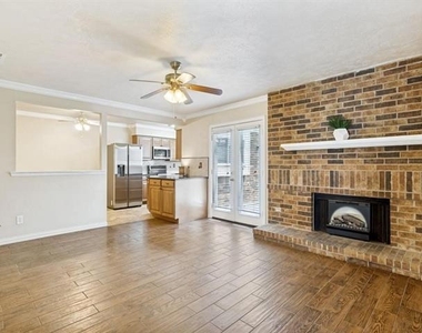 2634 Duchess Drive - Photo Thumbnail 5