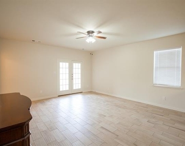128 Tennyson Street - Photo Thumbnail 1