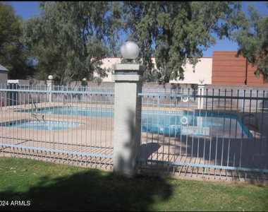 3716 E University Drive - Photo Thumbnail 2