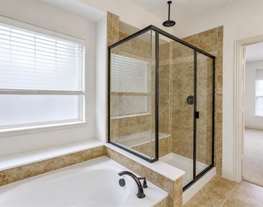 2933 Softwood Circle - Photo Thumbnail 13