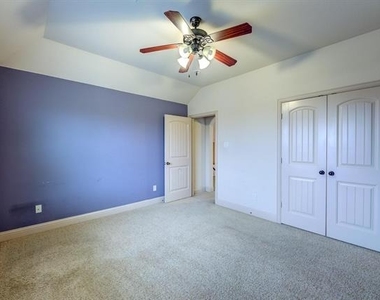 2933 Softwood Circle - Photo Thumbnail 19