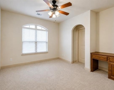 2933 Softwood Circle - Photo Thumbnail 17