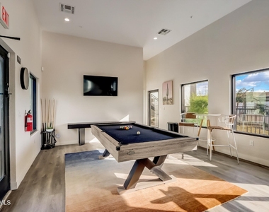 9160 N 67th Avenue - Photo Thumbnail 29