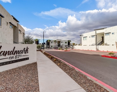 9160 N 67th Avenue - Photo Thumbnail 26