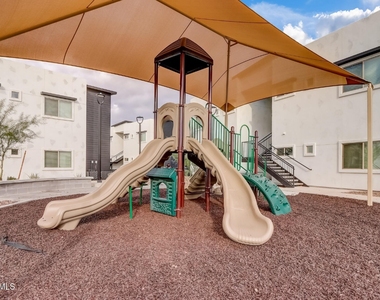 9160 N 67th Avenue - Photo Thumbnail 24