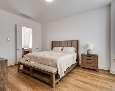 3012 Eccleston Street - Photo Thumbnail 9