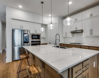3012 Eccleston Street - Photo Thumbnail 7