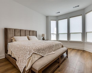 3012 Eccleston Street - Photo Thumbnail 8