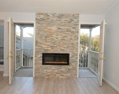 14333 Preston Road - Photo Thumbnail 10