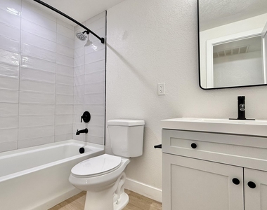 1840 W Thomas Road - Photo Thumbnail 12