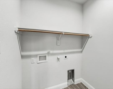 11737 Pistachio Trail - Photo Thumbnail 23