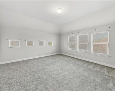 11737 Pistachio Trail - Photo Thumbnail 22