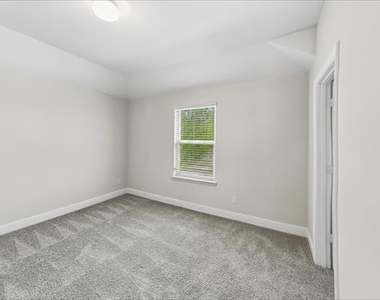 11737 Pistachio Trail - Photo Thumbnail 15