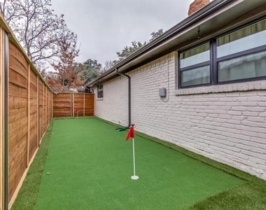 7115 Meadow Road - Photo Thumbnail 21