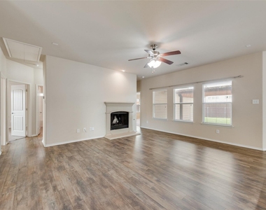 1077 Hampton Bay Drive - Photo Thumbnail 12