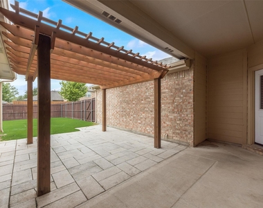 1077 Hampton Bay Drive - Photo Thumbnail 22