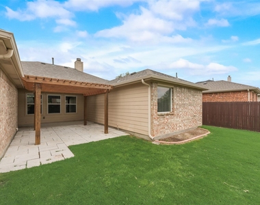 1077 Hampton Bay Drive - Photo Thumbnail 24