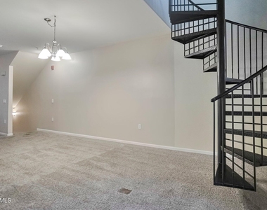 1920 E Bell Road - Photo Thumbnail 15