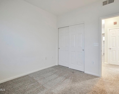 1920 E Bell Road - Photo Thumbnail 22