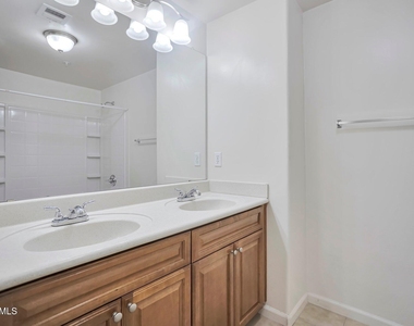 1920 E Bell Road - Photo Thumbnail 21