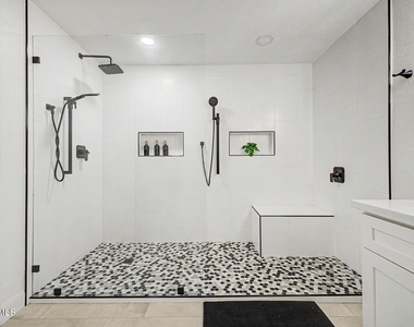 20121 N 76th Street - Photo Thumbnail 19