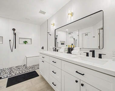 20121 N 76th Street - Photo Thumbnail 18
