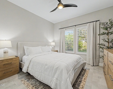 20121 N 76th Street - Photo Thumbnail 20