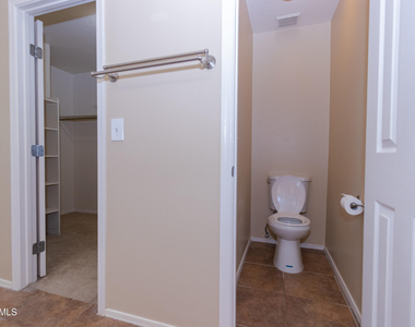 720 W Hancock Avenue - Photo Thumbnail 27