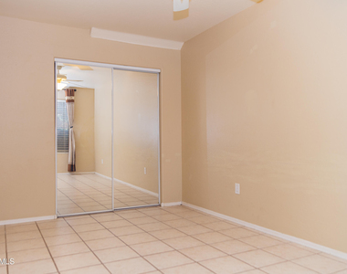 720 W Hancock Avenue - Photo Thumbnail 12