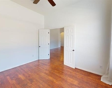 6624 Morningdale Lane - Photo Thumbnail 14
