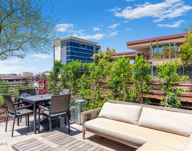 7147 E Rancho Vista Drive - Photo Thumbnail 9