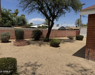 598 W Flint Street - Photo Thumbnail 28